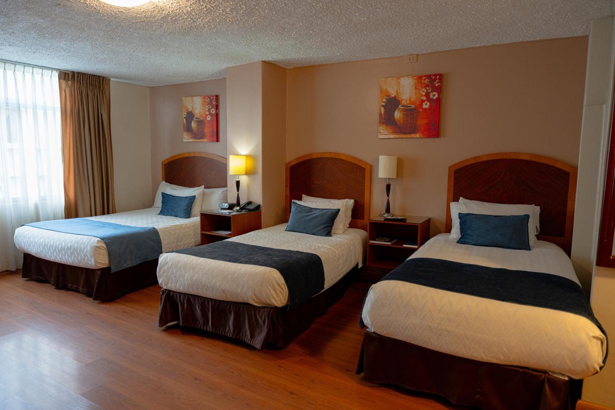 Hotel Santa Monica กูเอ็งกา ภายนอก รูปภาพ