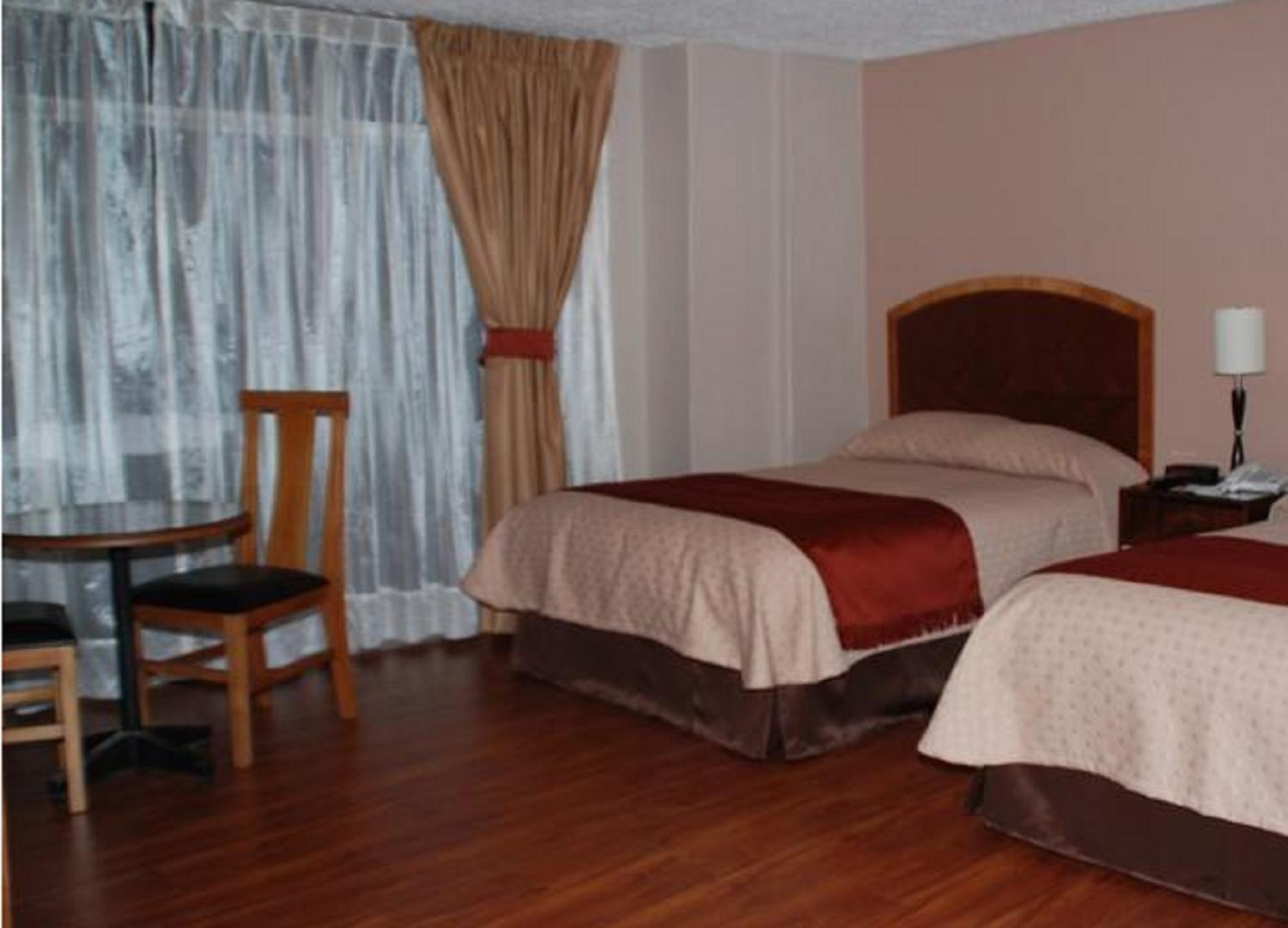 Hotel Santa Monica กูเอ็งกา ภายนอก รูปภาพ